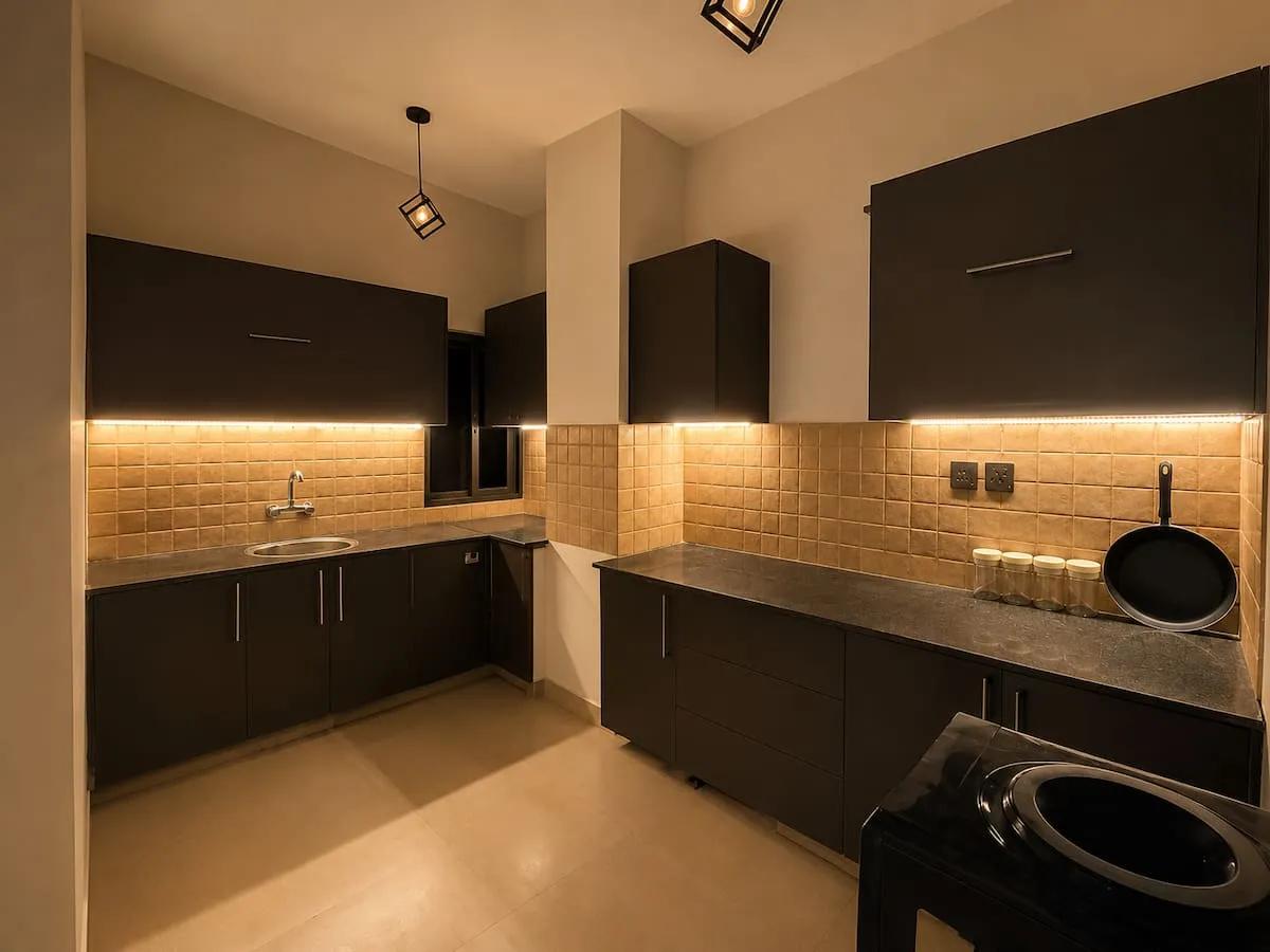 Fully equipped kitchen